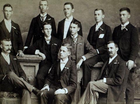 Photo of students in the Kappa Chapter of the Delta Kappa Epsilon fraternity in the spring of 1890